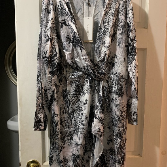Club London Snake Wrap Front Dress - Picture 8 of 8